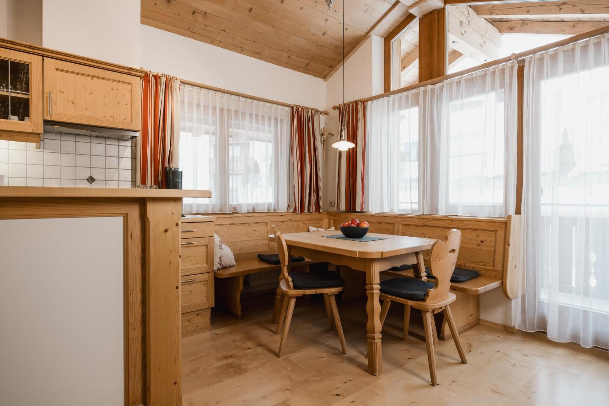 Apart Tyrol Inkl Der Super Sommer Card Im Sommer 2025 세르파우스 외부 사진